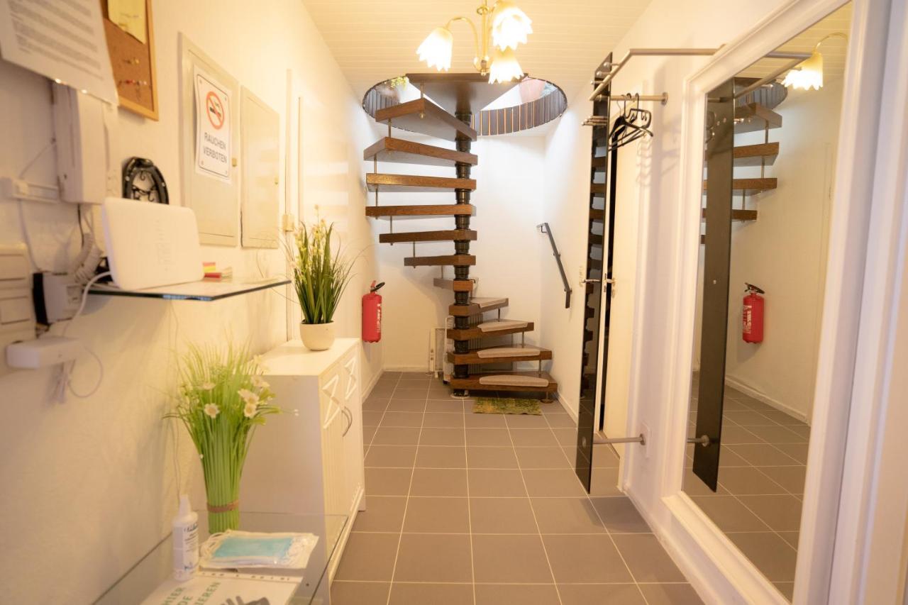 3-Zimmer Haus 85Qm Mit Balkon Bis Zu 8 Personen Winningen Exterior photo